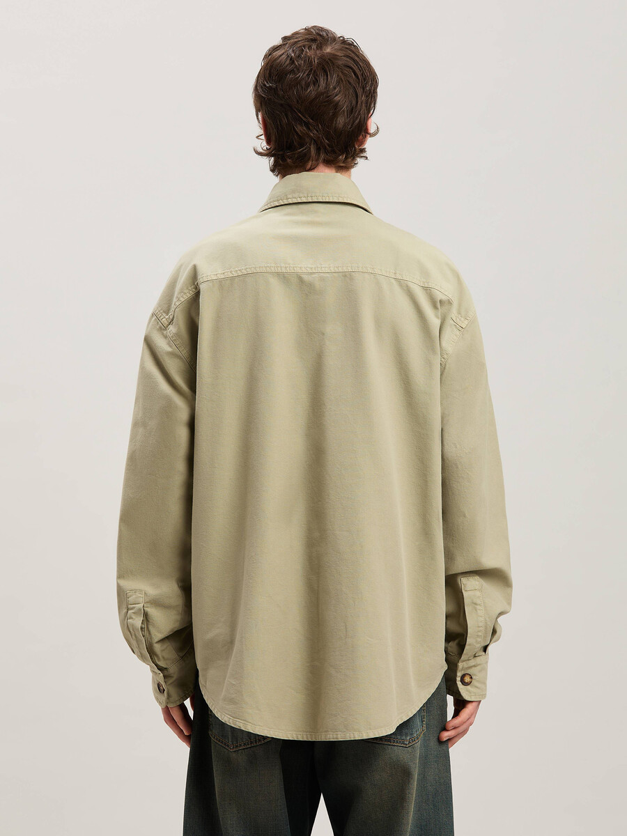 camisa con logo de llama de camel