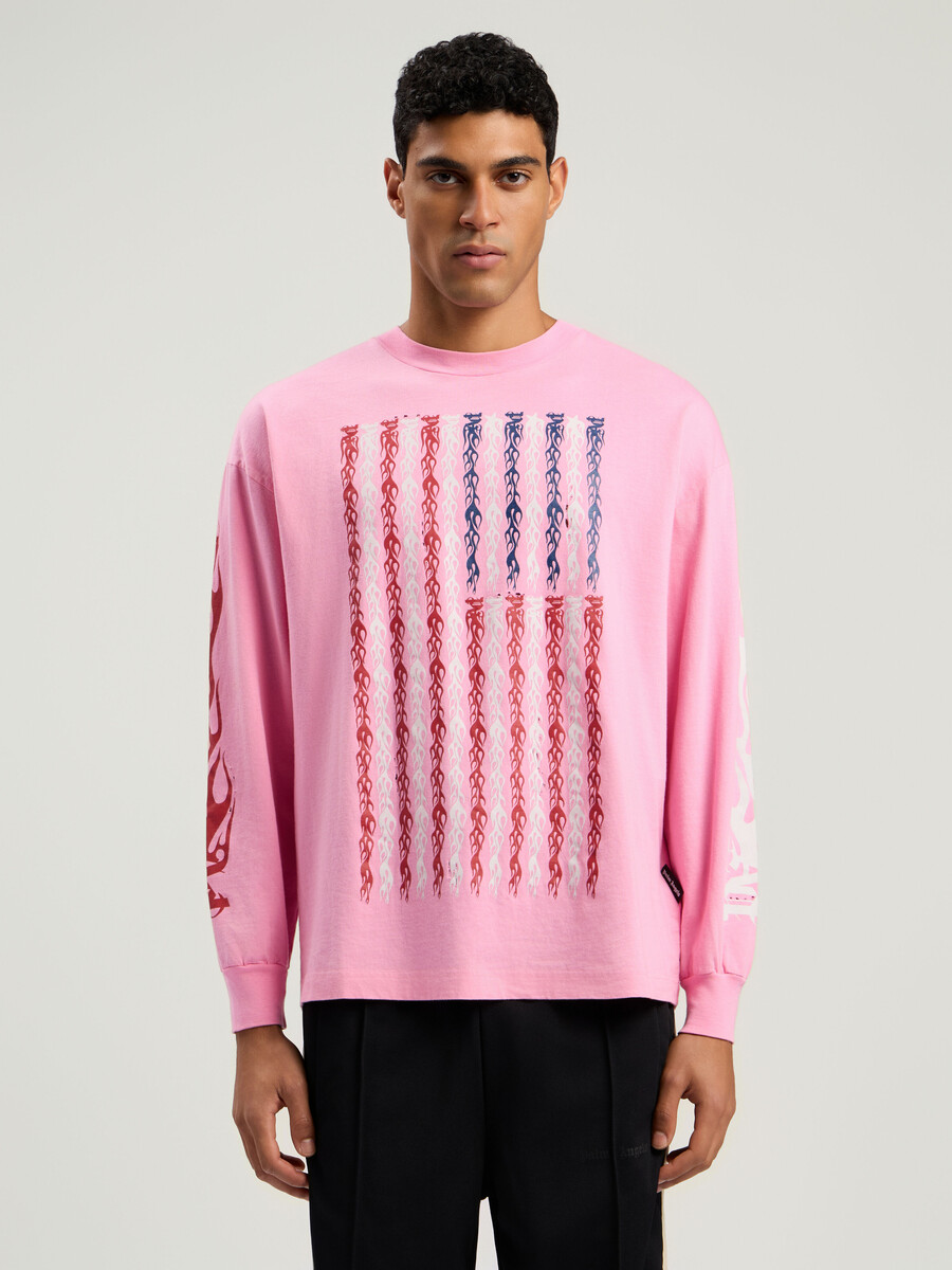 camiseta de manga larga con bandera de llamas