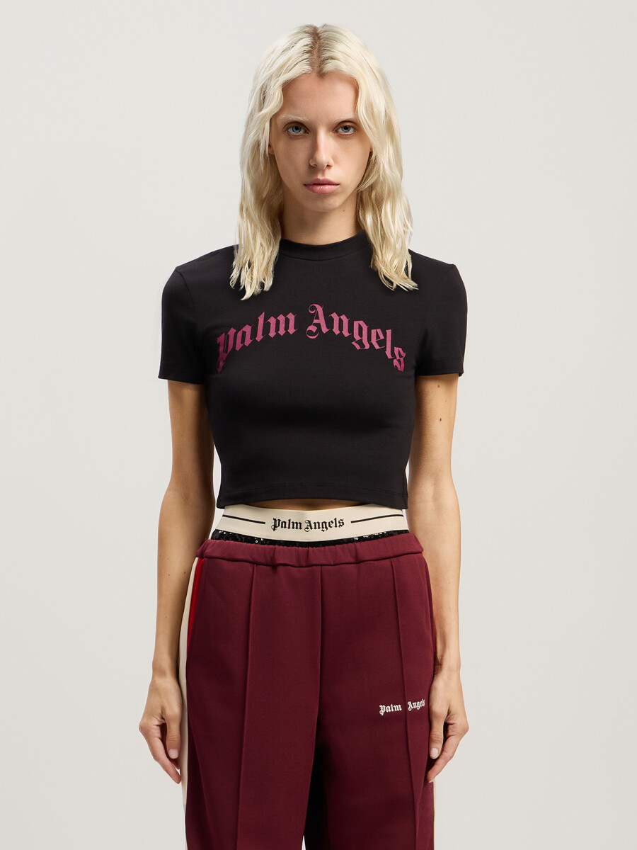 camiseta de bebé con logotipo curvo