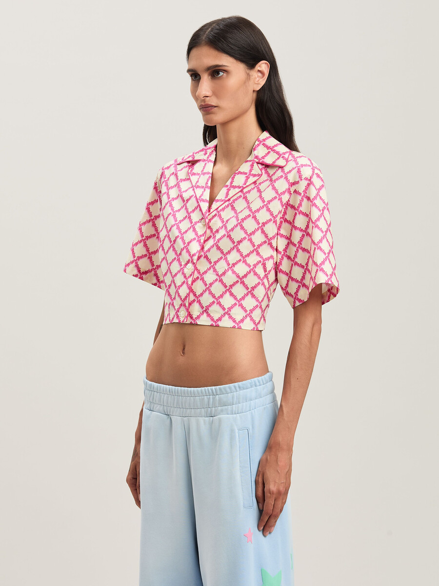 camisa con logo de red cruzado marfil - fuchs