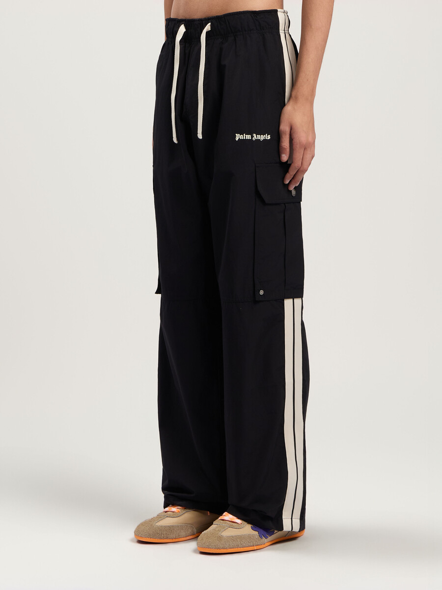 pantalones cargo con logotipo clásico