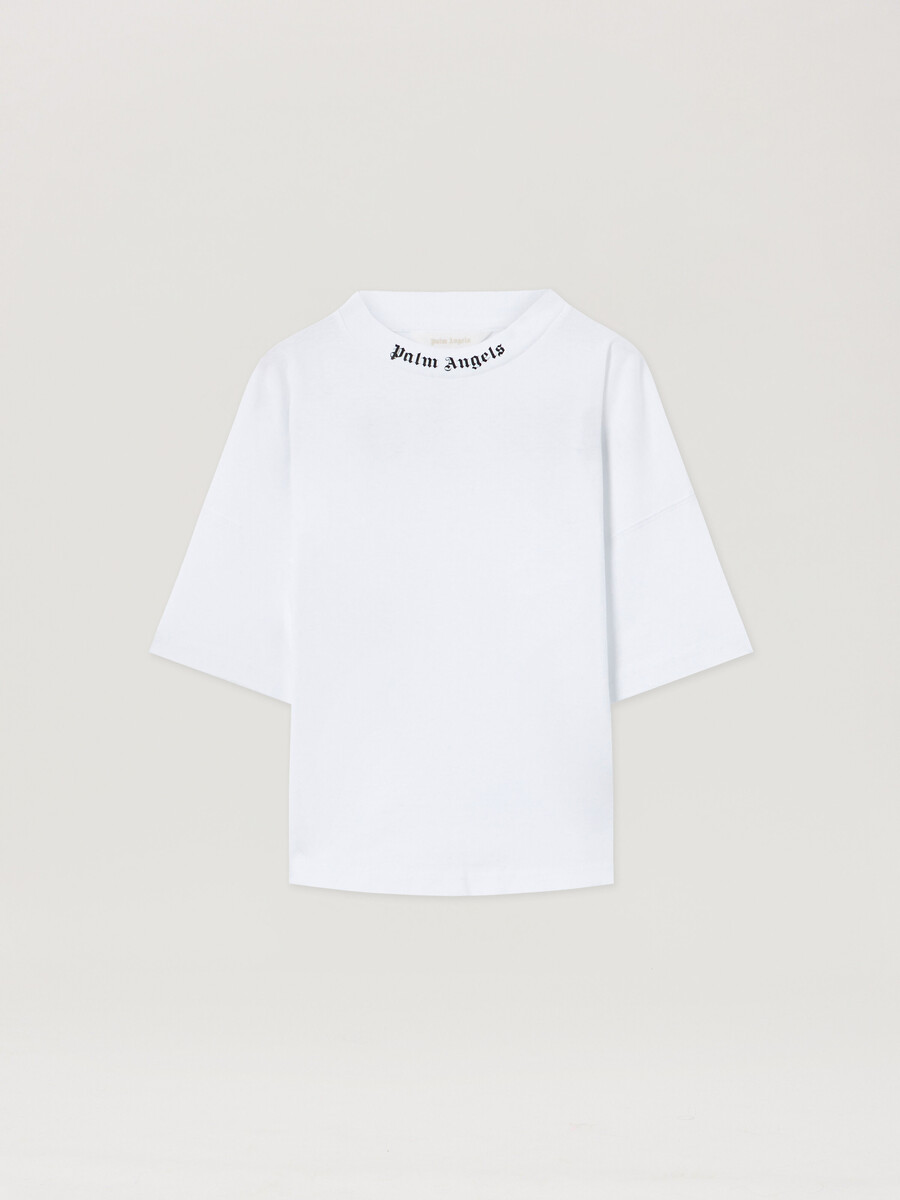 camiseta clásica con sobrelogotipo manga corta