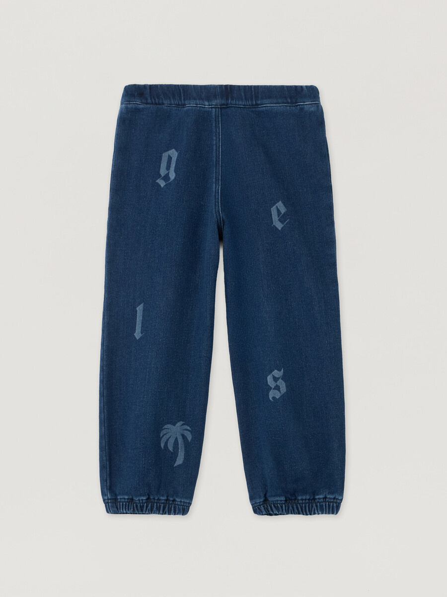 pantalón deportivo lavado con letras