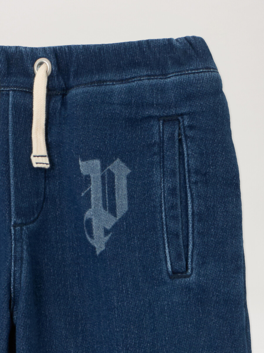 pantalón deportivo lavado con letras