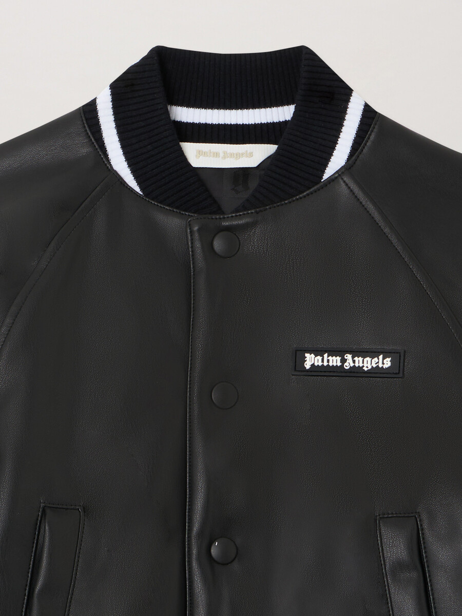 chaqueta universitaria revestida