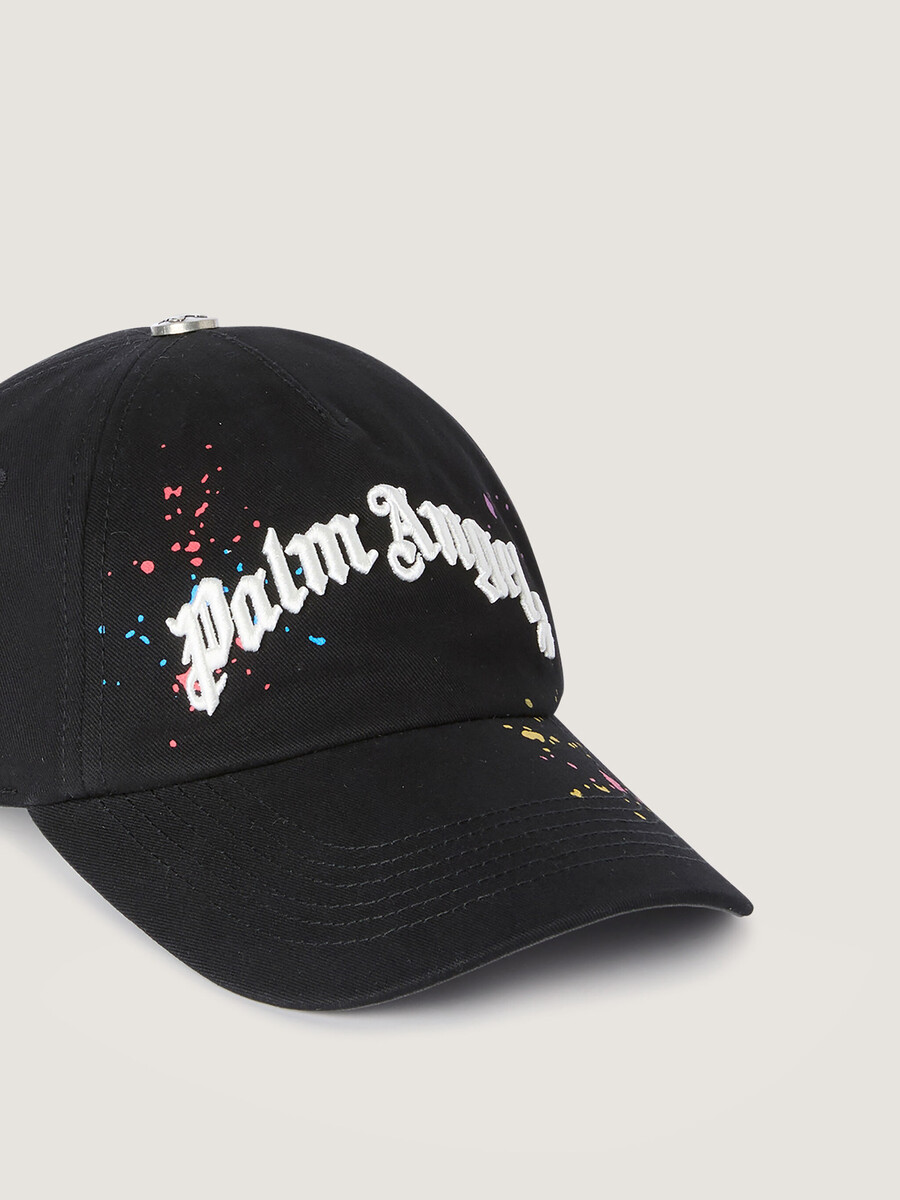 gorra con logotipo curvo pintado