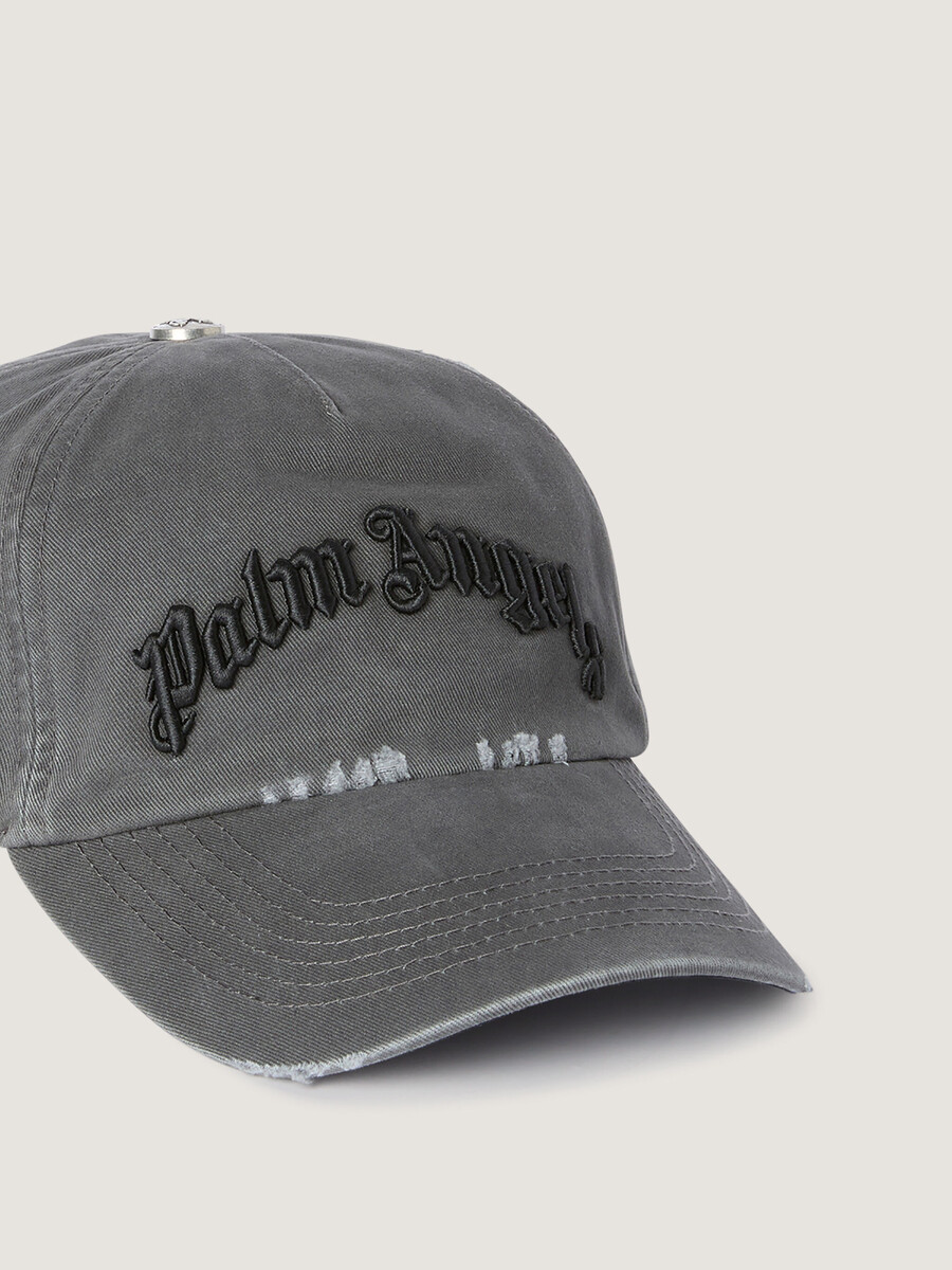 gorra desgastada con logotipo curvo