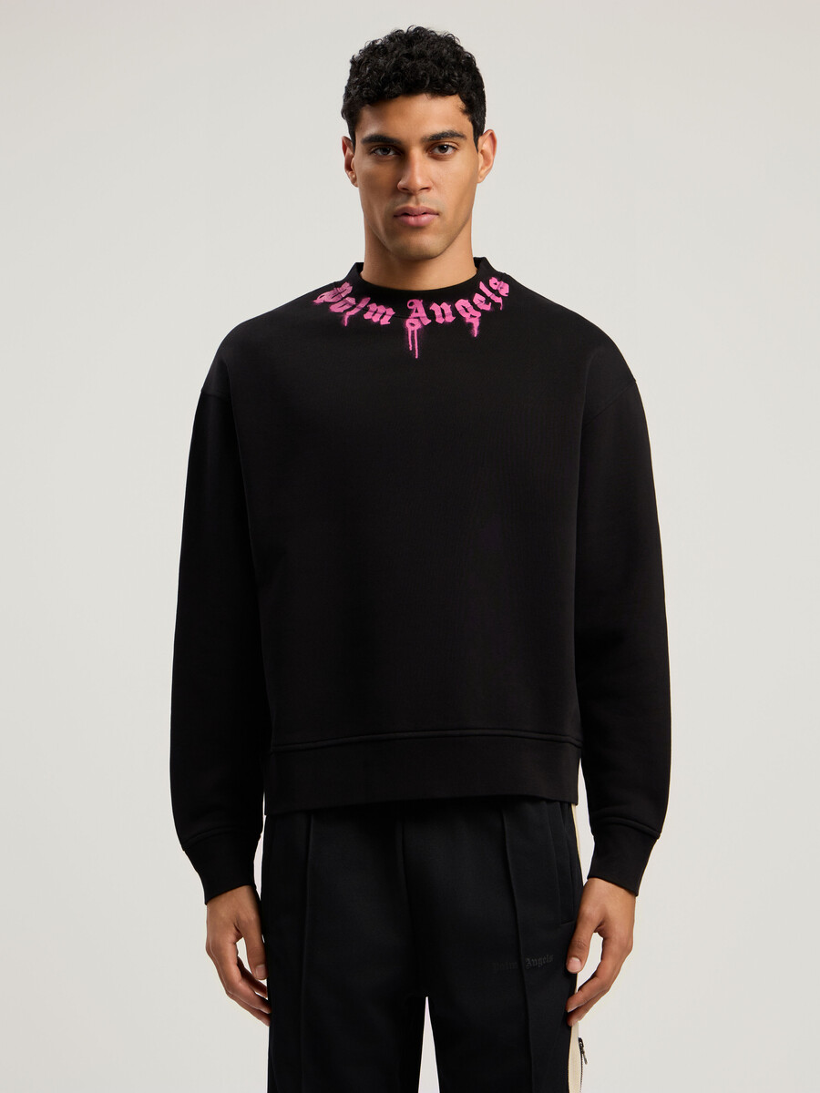 sudadera con cuello redondo y logotipo